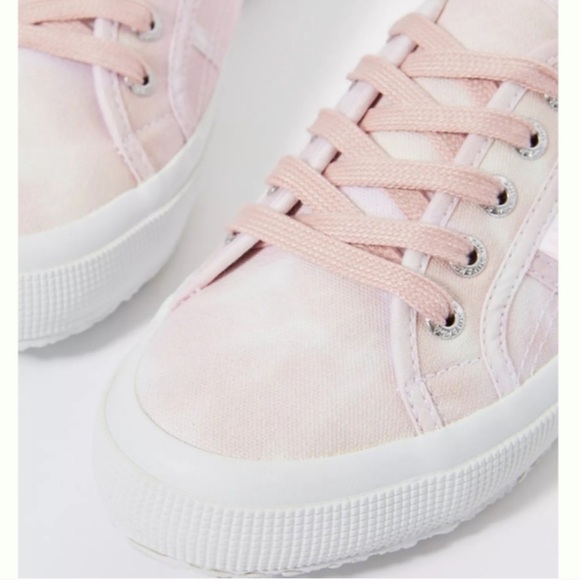 ❤️ HP ❤️ Superga Tie-Dye Pink Classic Sneakers - Picture 2 of 10